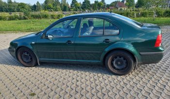 Volkswagen BORA // Benzyna // full