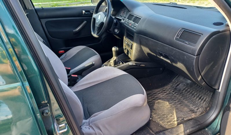 Volkswagen BORA // Benzyna // full