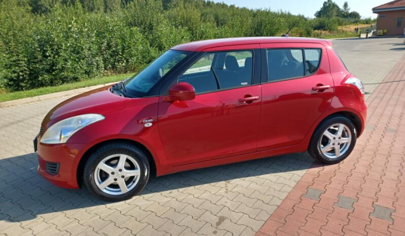 Suzuki Swift // rej.2012 // Diesel // Podgrzewane fotele // full