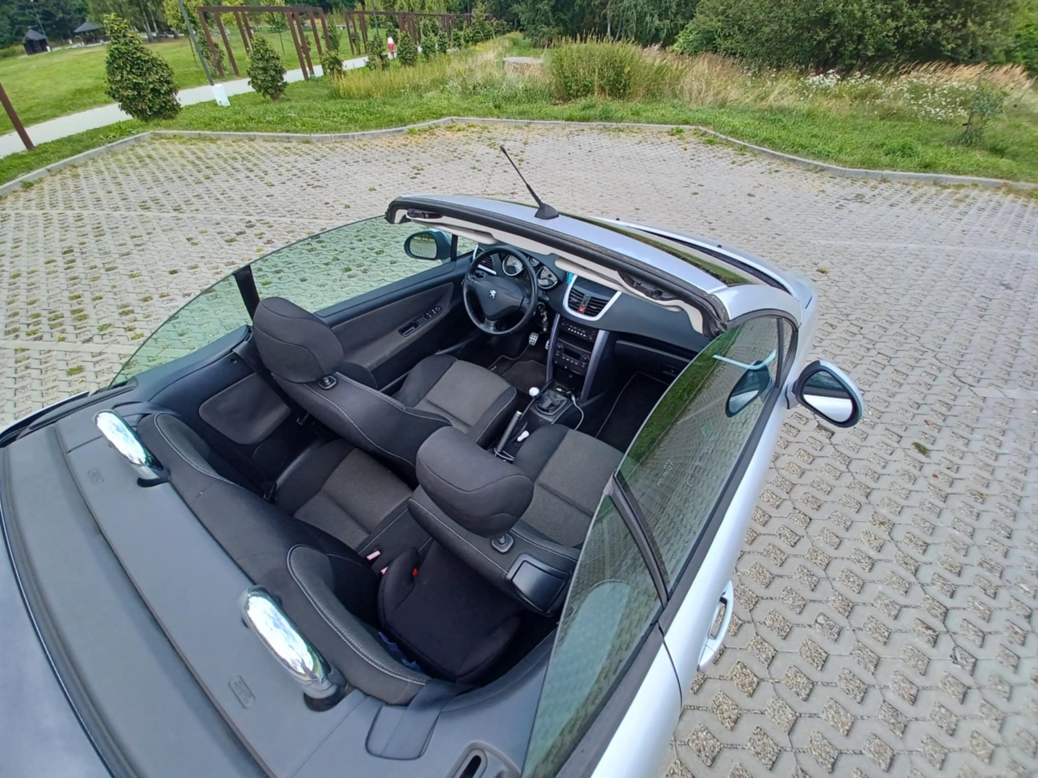 Peugeot 207 CC z przebiegiem jedyne 78000km . – TrioUp