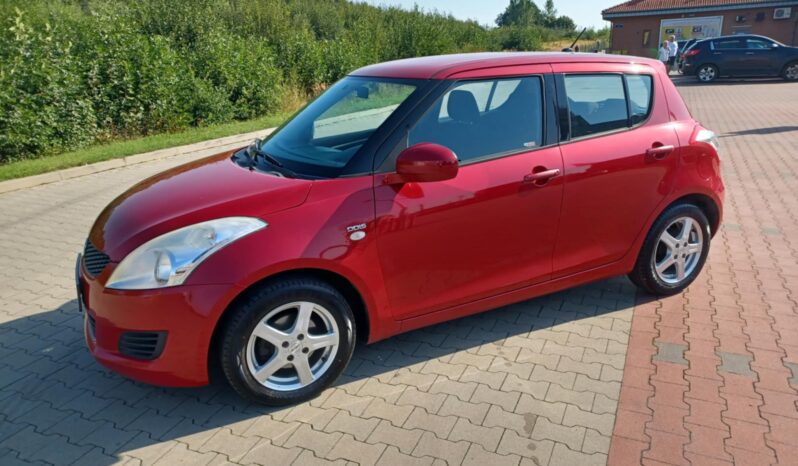 Suzuki Swift // rej.2012 // Diesel // Podgrzewane fotele // full