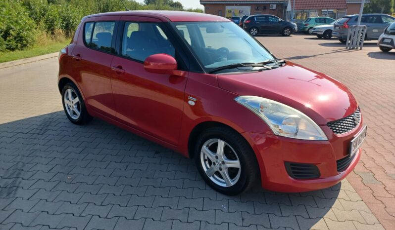 Suzuki Swift // rej.2012 // Diesel // Podgrzewane fotele // full