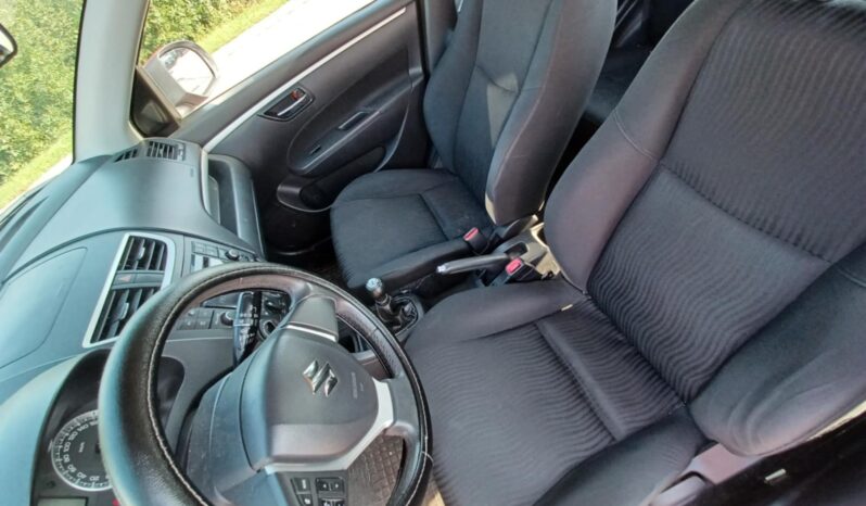 Suzuki Swift // rej.2012 // Diesel // Podgrzewane fotele // full