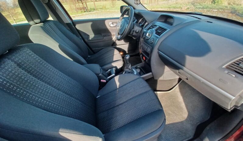 Renault Megane // Benzyna // Podgrzewane fotele // Klimatronic // full