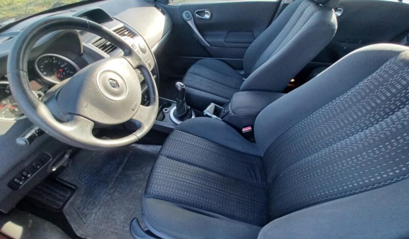 Renault Megane // Benzyna // Podgrzewane fotele // Klimatronic // full