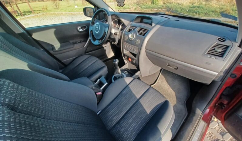 Renault Megane // Benzyna // Podgrzewane fotele // Klimatronic // full