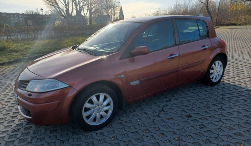 Renault Megane // Benzyna // Podgrzewane fotele // Klimatronic // full