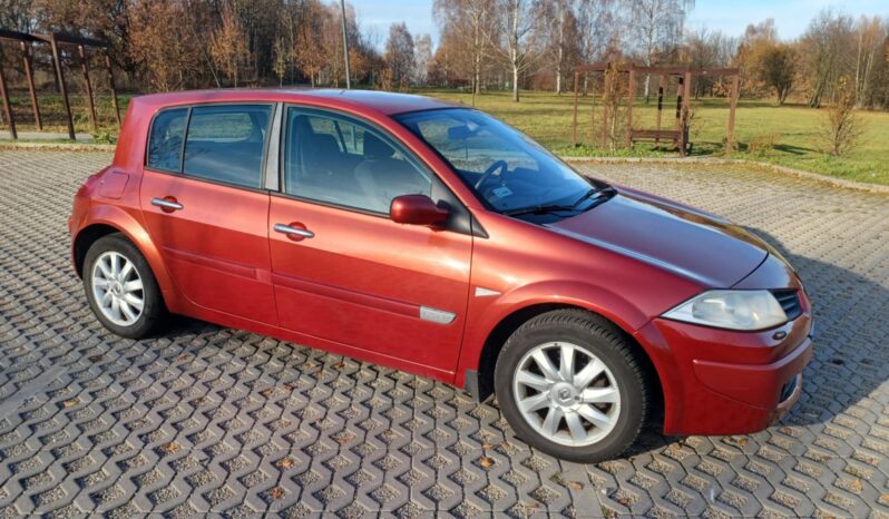 Renault Megane // Benzyna // Podgrzewane fotele // Klimatronic // full