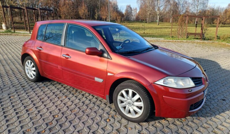 Renault Megane // Benzyna // Podgrzewane fotele // Klimatronic // full