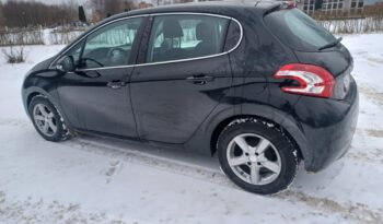 Peugeot 208 // Benzyna // Klimatyzacja // Tempomat // full