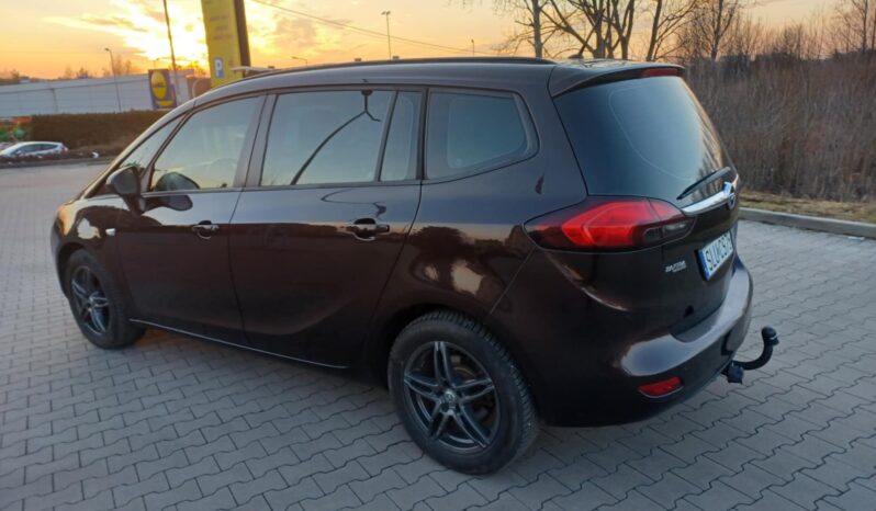 Opel Zafira C // Wersja 7 osobowa // Światła przednie LED // Czujniki przód i tył full