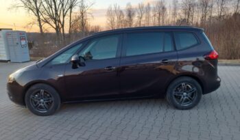 Opel Zafira C // Wersja 7 osobowa // Światła przednie LED // Czujniki przód i tył full