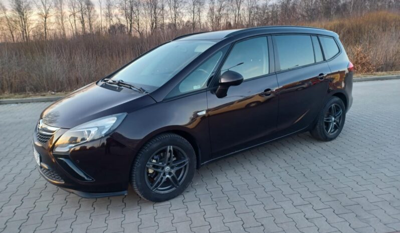 Opel Zafira C // Wersja 7 osobowa // Światła przednie LED // Czujniki przód i tył full