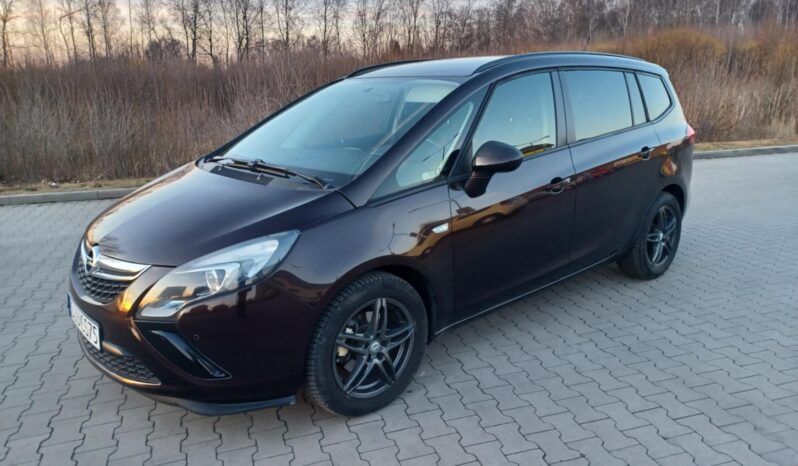 Opel Zafira C // Wersja 7 osobowa // Światła przednie LED // Czujniki przód i tył full