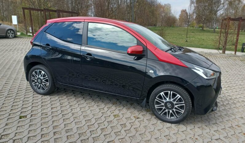 Toyota Aygo // Rok 2021 // Duzy ekran // Kamera cofania // full