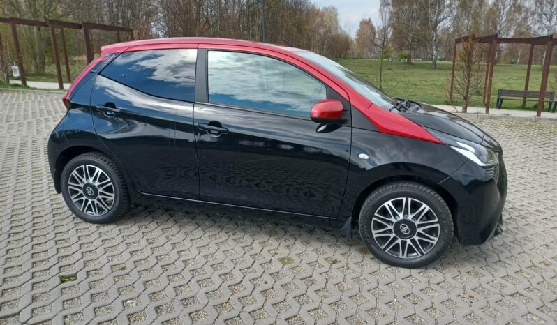 Toyota Aygo // Rok 2021 // Duzy ekran // Kamera cofania // full