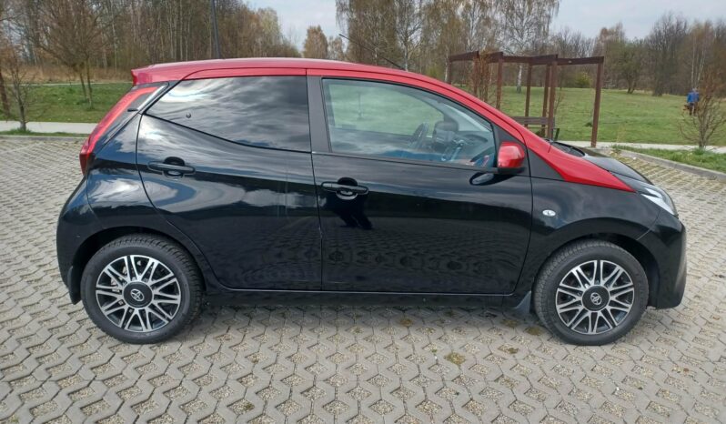 Toyota Aygo // Rok 2021 // Duzy ekran // Kamera cofania // full
