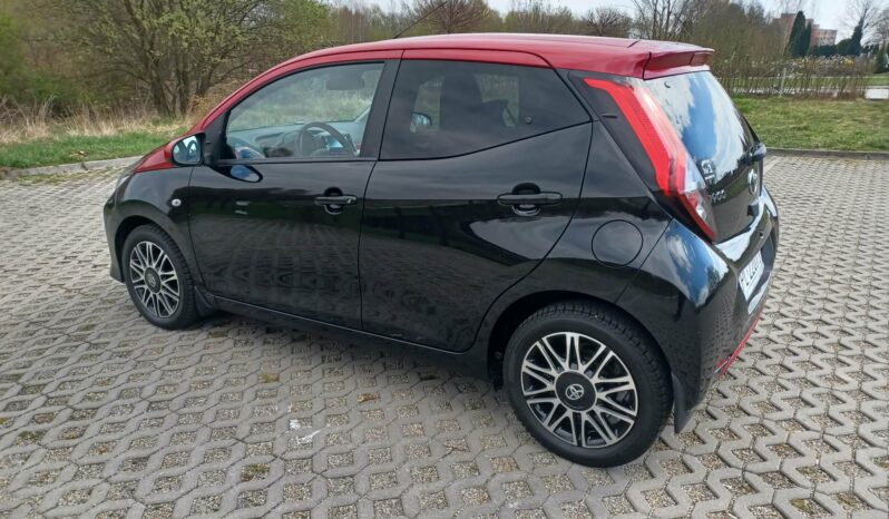 Toyota Aygo // Rok 2021 // Duzy ekran // Kamera cofania // full