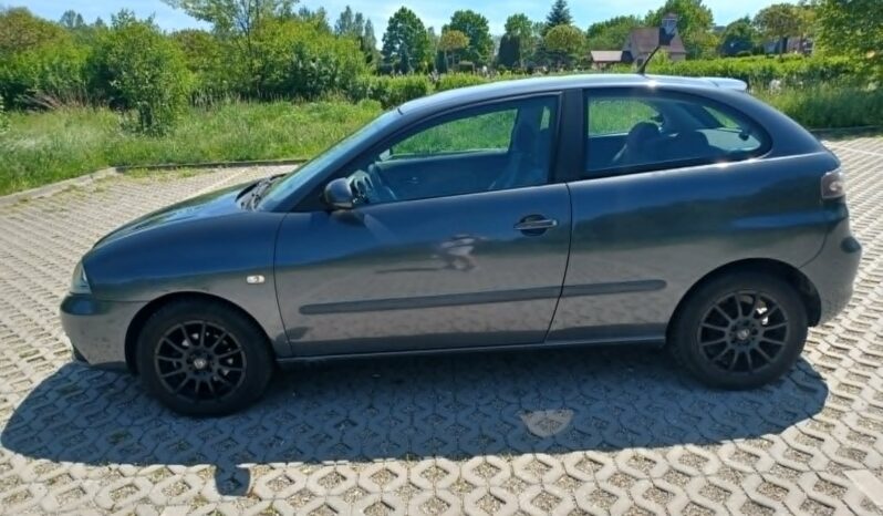 Seat Ibiza // Rok 2007 // Diesel // 4l-100km // full