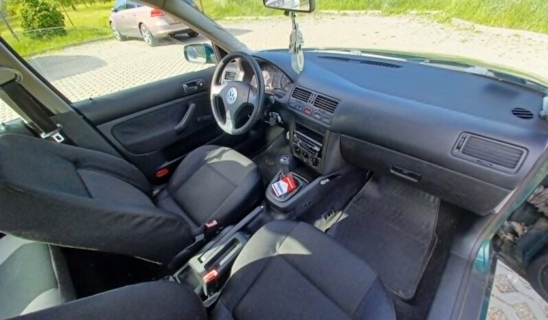 Volkswagen BORA // Benzyna // Przegląd maj 2027 // Hak // full