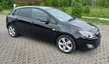 Opel Astra J // XENON / Czujniki Przód – Tył // Pakiet zimowy // full