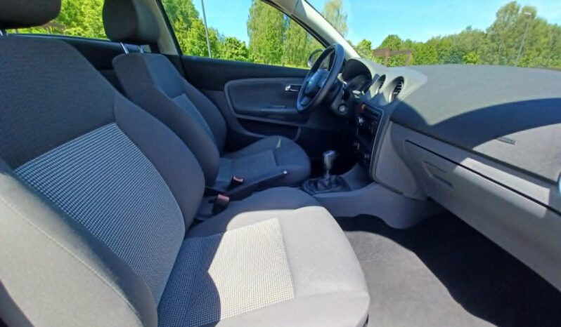 Seat Ibiza // Rok 2007 // Diesel // 4l-100km // full
