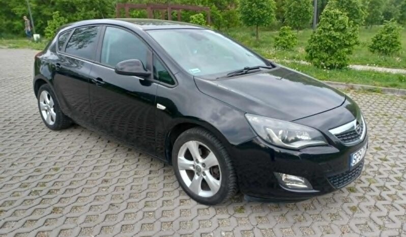 Opel Astra J // XENON / Czujniki Przód – Tył // Pakiet zimowy // full