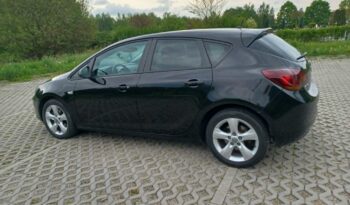 Opel Astra J // XENON / Czujniki Przód – Tył // Pakiet zimowy // full