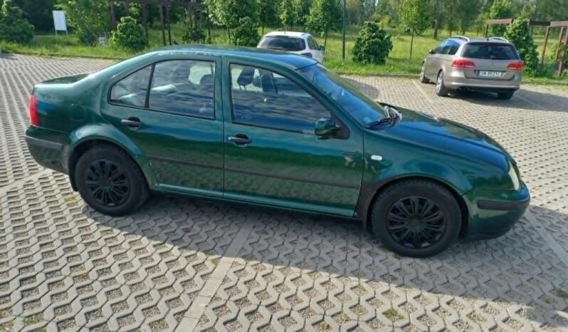 Volkswagen BORA // Benzyna // Przegląd maj 2027 // Hak // full