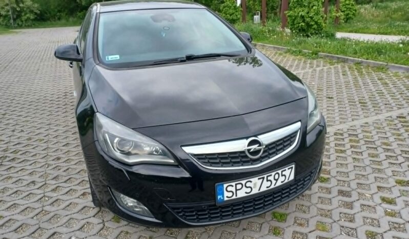 Opel Astra J // XENON / Czujniki Przód – Tył // Pakiet zimowy // full