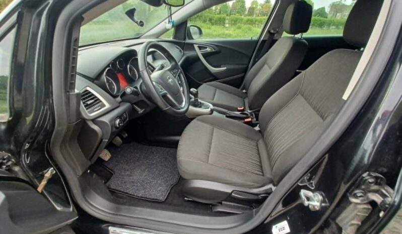 Opel Astra J // XENON / Czujniki Przód – Tył // Pakiet zimowy // full