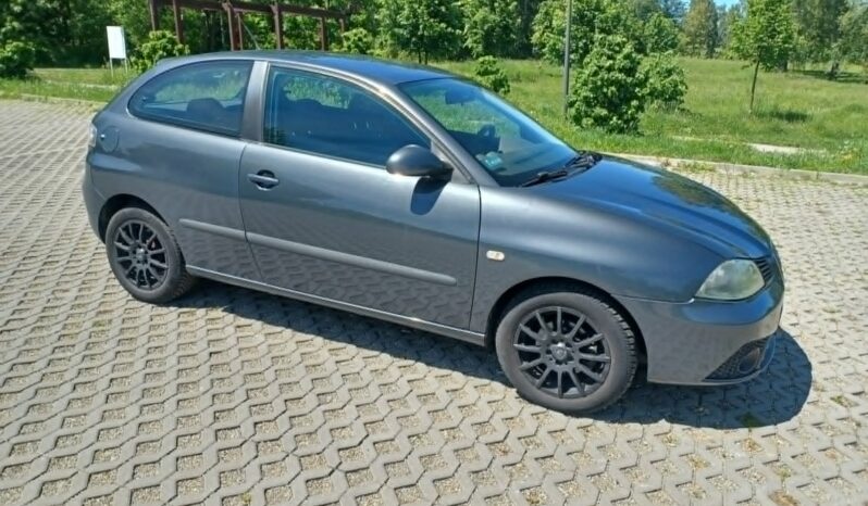 Seat Ibiza // Rok 2007 // Diesel // 4l-100km // full