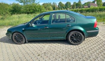 Volkswagen BORA // Benzyna // Przegląd maj 2027 // Hak // full