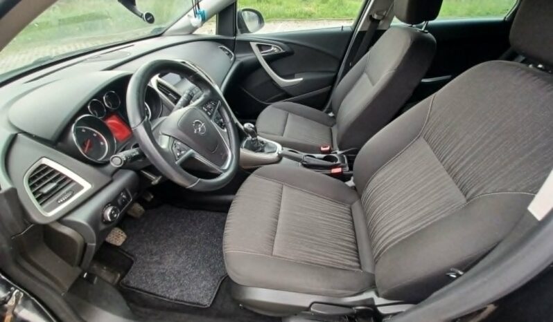 Opel Astra J // XENON / Czujniki Przód – Tył // Pakiet zimowy // full