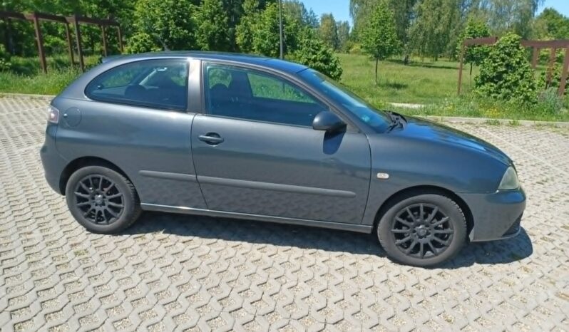 Seat Ibiza // Rok 2007 // Diesel // 4l-100km // full