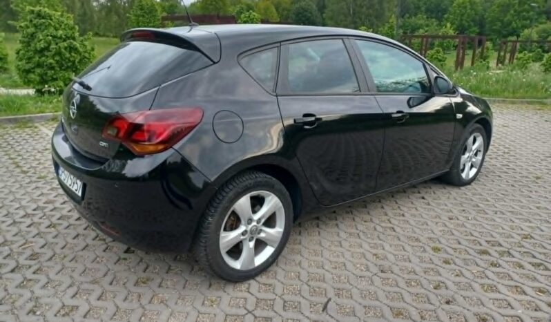 Opel Astra J // XENON / Czujniki Przód – Tył // Pakiet zimowy // full