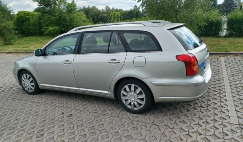 Toyota Avensis // Benzyna // Tempomat // Klimatyzacja // full