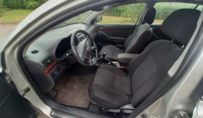 Toyota Avensis // Benzyna // Tempomat // Klimatyzacja // full
