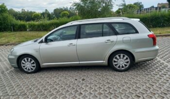 Toyota Avensis // Benzyna // Tempomat // Klimatyzacja // full