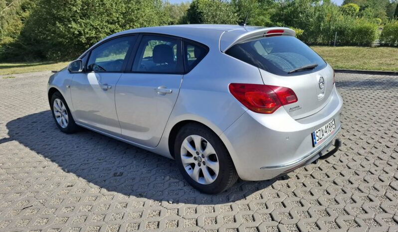 Opel Astra // Rok 2014 // // Tempomat // Turbo 120KM full