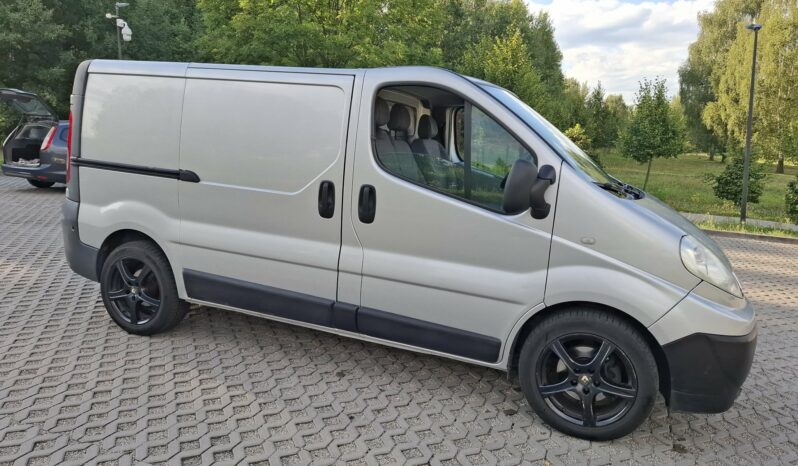 Renault Trafic // Tempomat // Czujniki cofania // 3 osobowy full