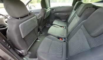 Peugeot 5008 full