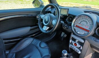 MIni Cooper // Xenon // Podgrzewana szyba fotele // Czujniki parkowania full