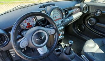 MIni Cooper // Xenon // Podgrzewana szyba fotele // Czujniki parkowania full