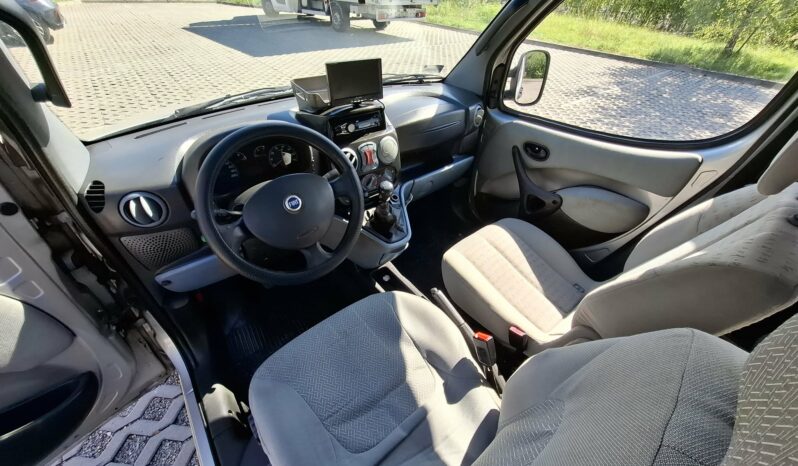 Fiat Doblo // Dwie kamery cofania // Klimatyzacja // LED full