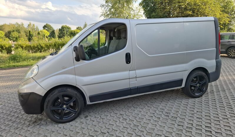 Renault Trafic // Tempomat // Czujniki cofania // 3 osobowy full