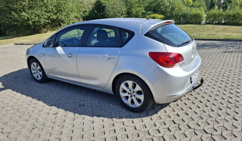 Opel Astra // Rok 2014 // // Tempomat // Turbo 120KM full
