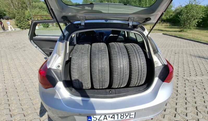 Opel Astra // Rok 2014 // // Tempomat // Turbo 120KM full