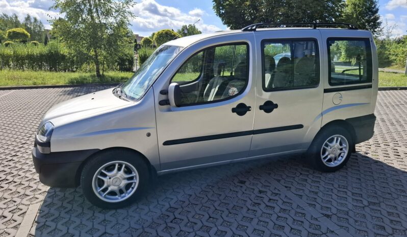 Fiat Doblo // Dwie kamery cofania // Klimatyzacja // LED full