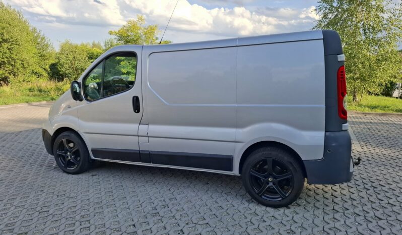 Renault Trafic // Tempomat // Czujniki cofania // 3 osobowy full